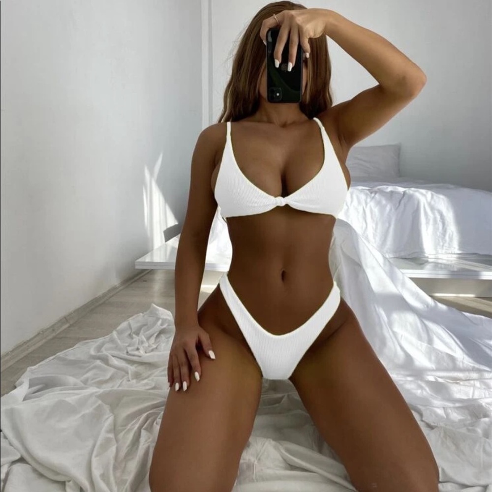 Shein Rib Knot Detail Bikini Swimsuit// Size-S